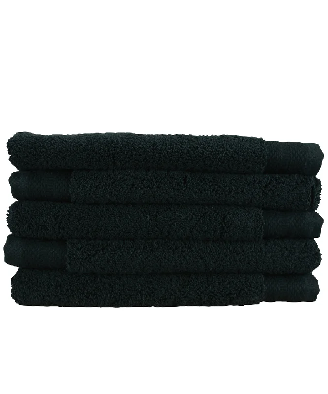 Pure Black - ARTG® Pure luxe guest towelDown Jackets