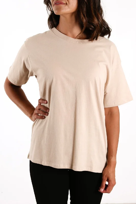 Athletic T-ShirtsFrankie Boyfriend Tee Sand